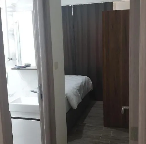 Noor Family 3* בורסה