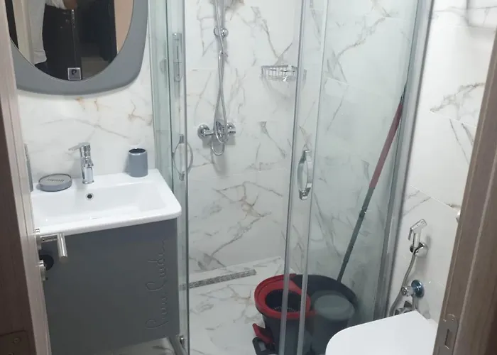 Ξενοδοχείο με διαμερίσματα Noor Family