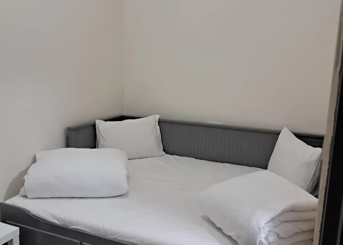 Noor Family מלון דירות 3*